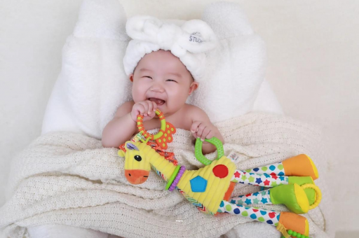 鄄城宝宝和宝贝哪个更爱